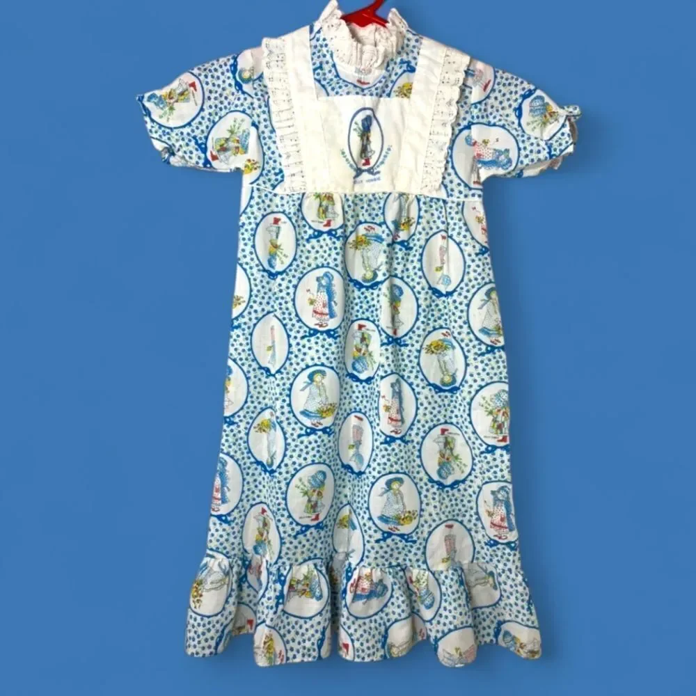 Holly Hobbie Girls vintage long floral blue dress cottage core‎